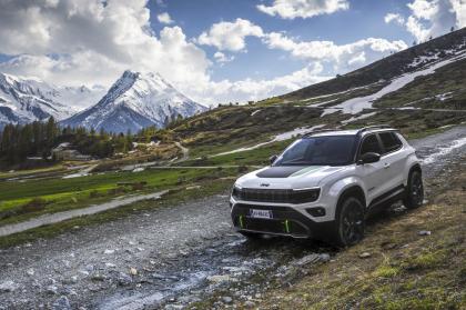 Επίσημη αποκάλυψη του νέου Jeep Avenger 4xe